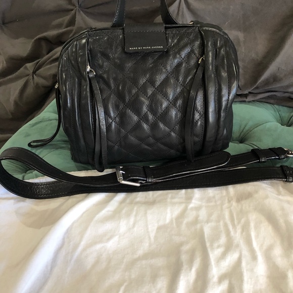 Marc Jacobs Handbag - Picture 2 of 6